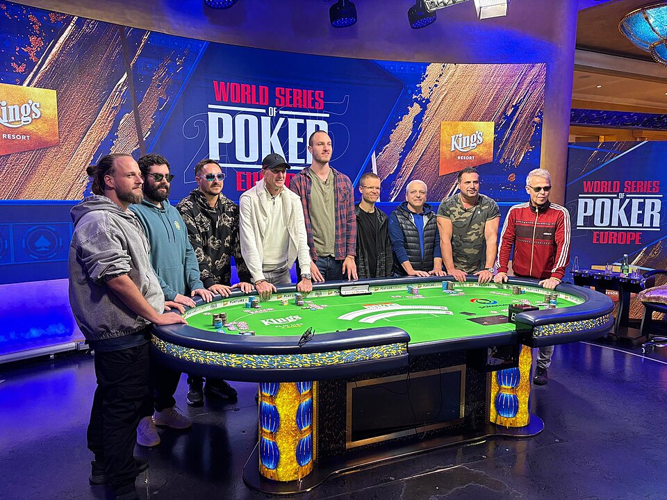 QQPOKER多桌同玩功能详解：3分钟开启多桌对战模式