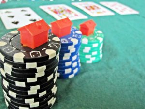QQPOKER官网安全吗？正版平台验证方法与资金保障详解