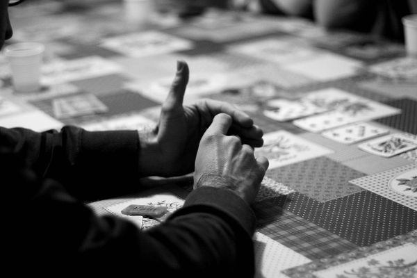 QQPOKER官网客服 - QQPOKER官网客服联系方式:24小时在线解决问题指南